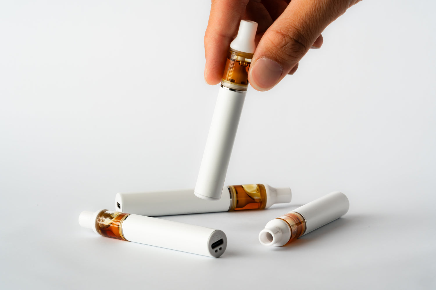 Heliosphere Solutions Disposable Vaporizer Pens Helio Supply Heliosphere Solutions Disposable Vaporizer Pens Helio Supply